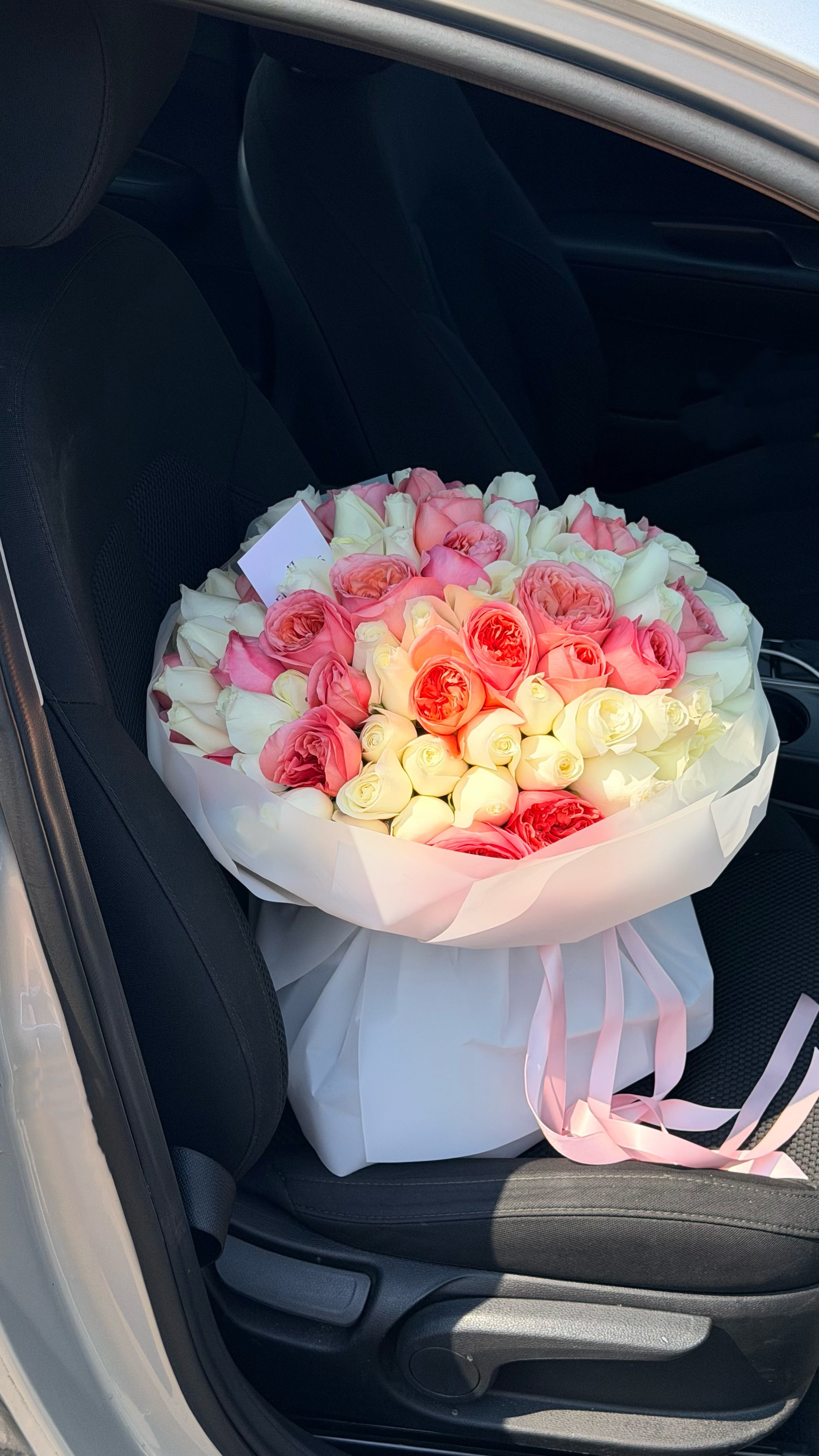 100 Blush & Ivory Roses